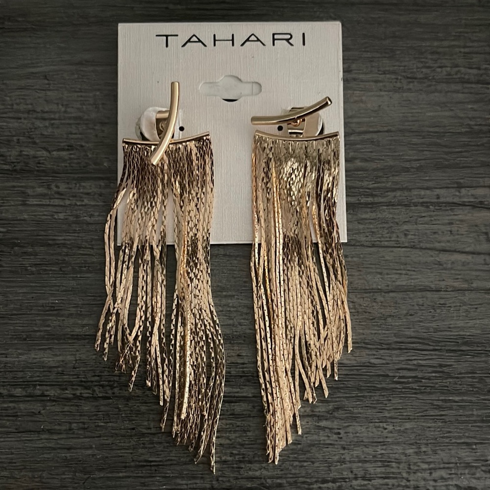 🌸2/$25 Fashion Earrings